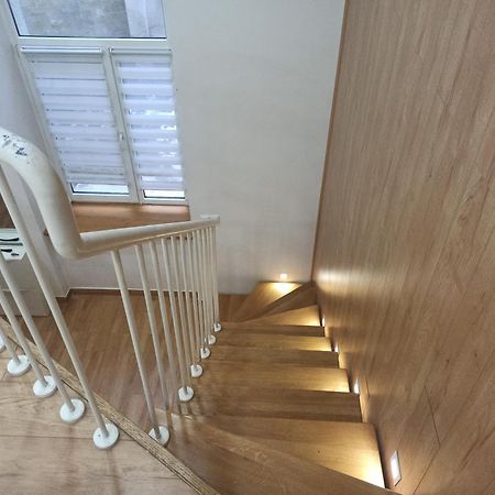 Smart City Apartament Leopoli Esterno foto