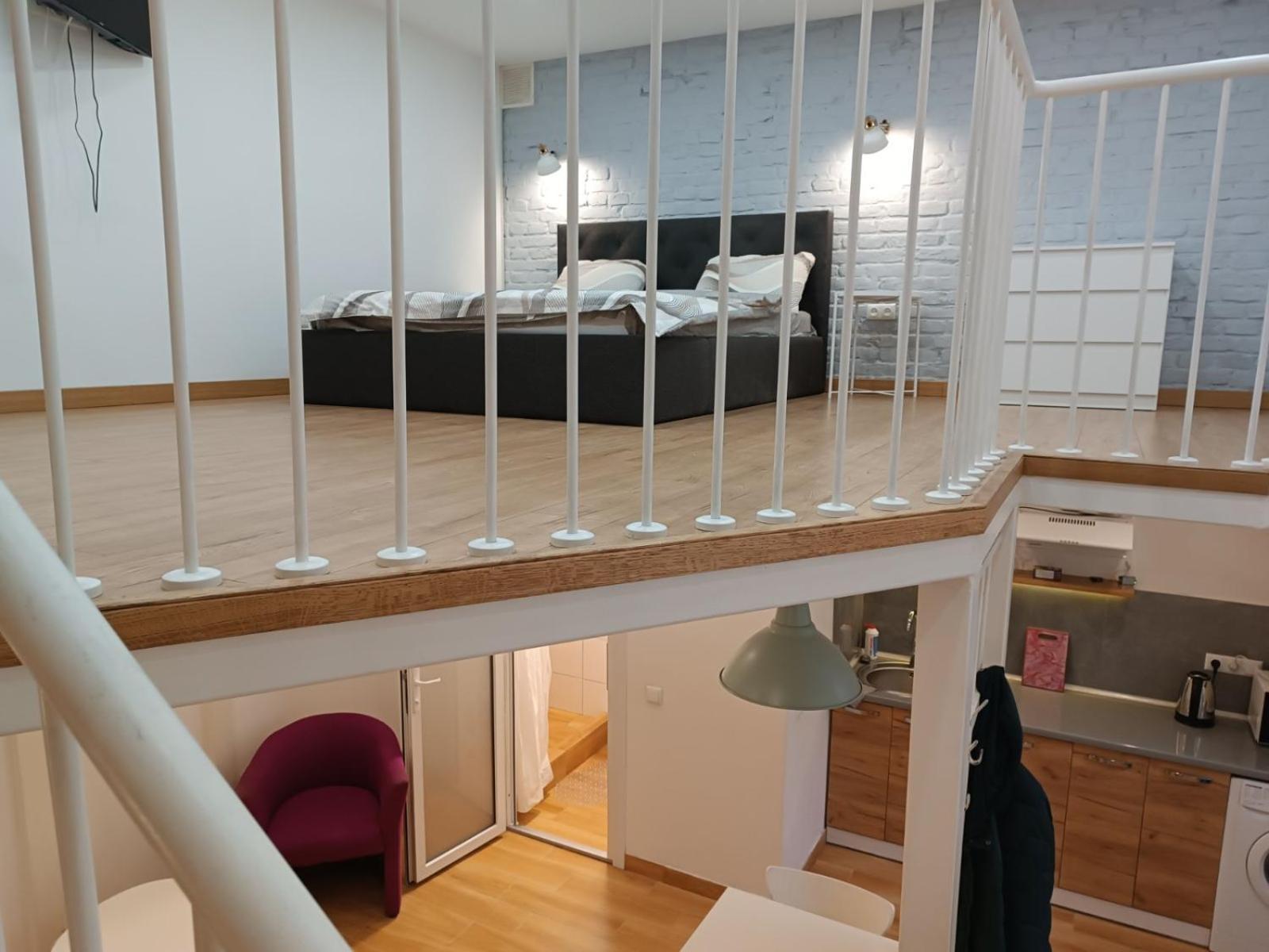 Smart City Apartament Leopoli Esterno foto