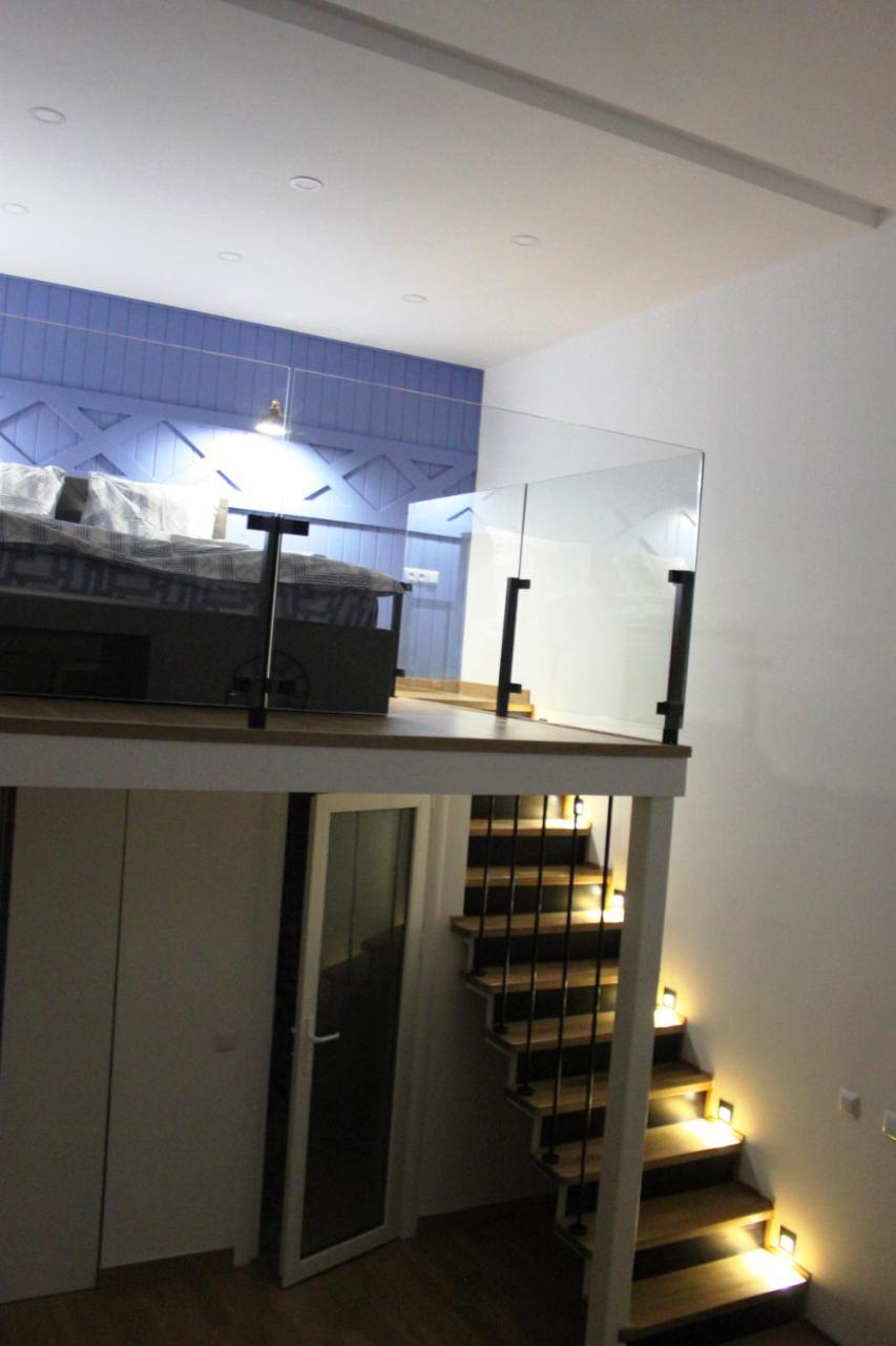 Smart City Apartament Leopoli Esterno foto