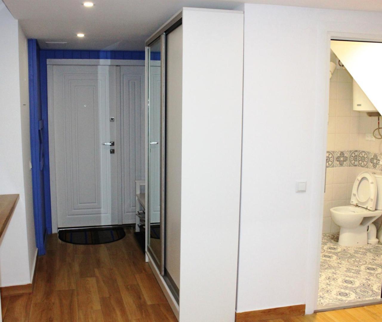 Smart City Apartament Leopoli Esterno foto