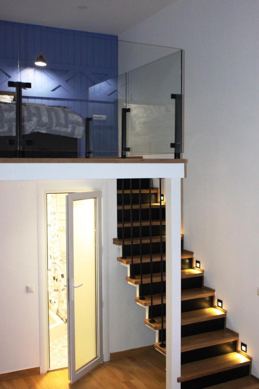 Smart City Apartament Leopoli Esterno foto