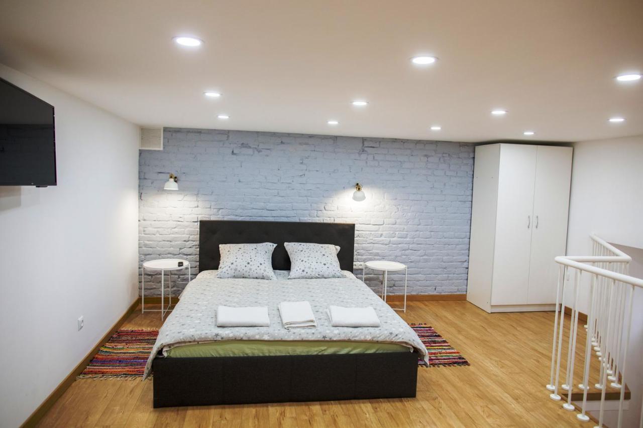Smart City Apartament Leopoli Esterno foto